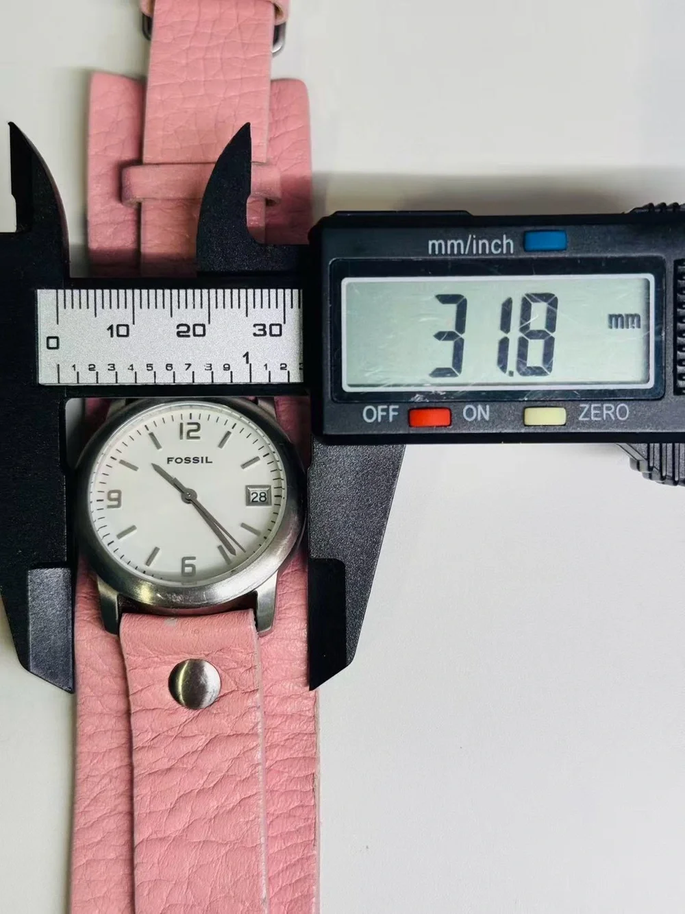 Fossil Women’s Watch Quartz Date Pink Leather Strap 31mm New Battery Runs